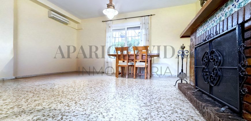 Gran chalet independiente en Alhaurín de la Torre con piscina y amplios jardines