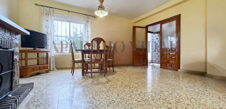 Gran chalet independiente en Alhaurín de la Torre con piscina y amplios jardines