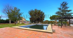 Gran chalet independiente en Alhaurín de la Torre con piscina y amplios jardines