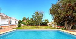 Gran chalet independiente en Alhaurín de la Torre con piscina y amplios jardines