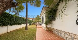 Gran chalet independiente en Alhaurín de la Torre con piscina y amplios jardines