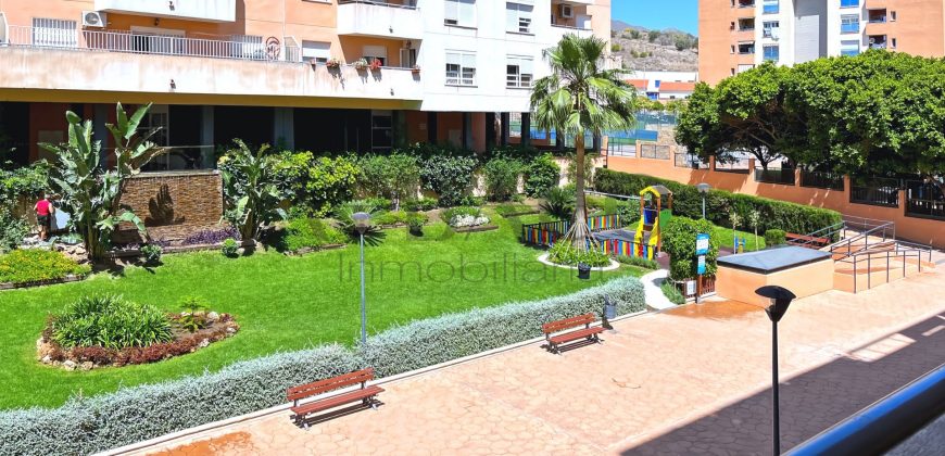 Piso reformado ideal para familias con garaje, trastero y amplias zonas comunes – Ciudad Jardín, Málaga