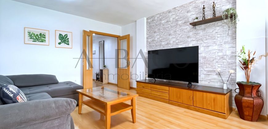 Piso reformado ideal para familias con garaje, trastero y amplias zonas comunes – Ciudad Jardín, Málaga