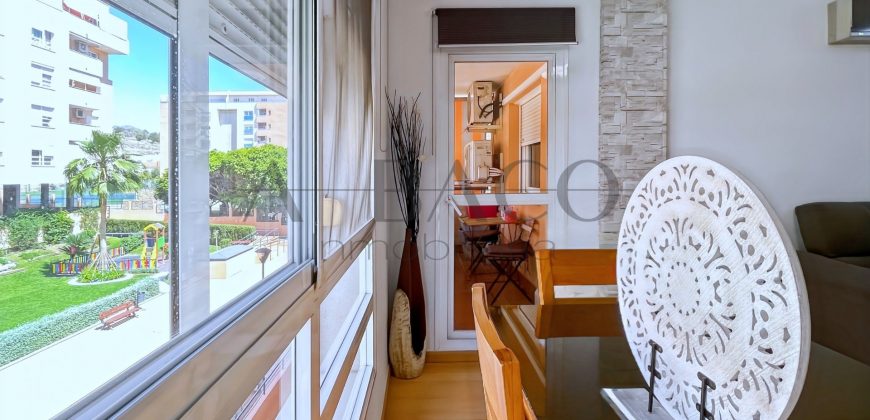 Piso reformado ideal para familias con garaje, trastero y amplias zonas comunes – Ciudad Jardín, Málaga