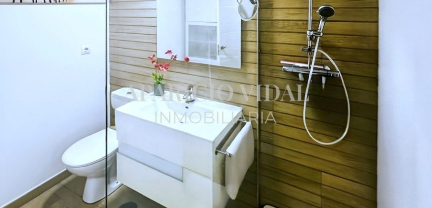 PISO TOTALMENTE REFORMADO EN TEATINOS – UBICACIÓN INMEJORABLE Y LISTO PARA ENTRAR A VIVIR