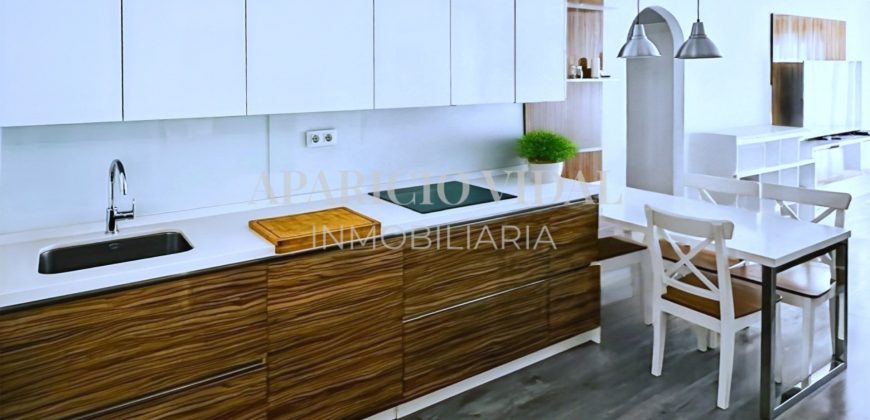 PISO TOTALMENTE REFORMADO EN TEATINOS – UBICACIÓN INMEJORABLE Y LISTO PARA ENTRAR A VIVIR