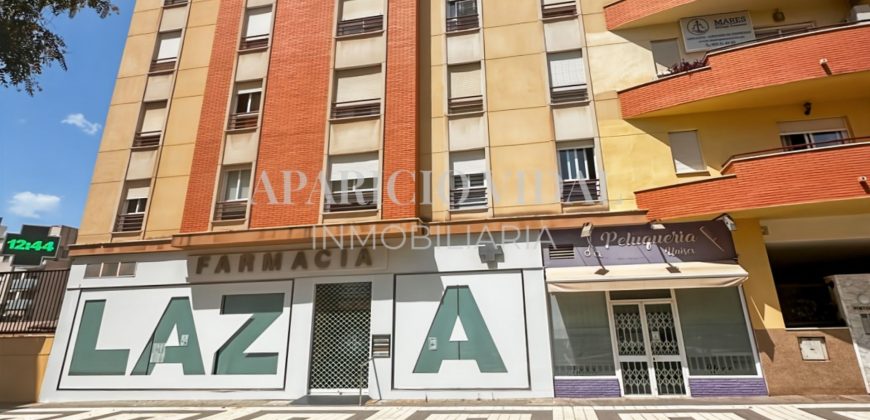 PISO TOTALMENTE REFORMADO EN TEATINOS – UBICACIÓN INMEJORABLE Y LISTO PARA ENTRAR A VIVIR