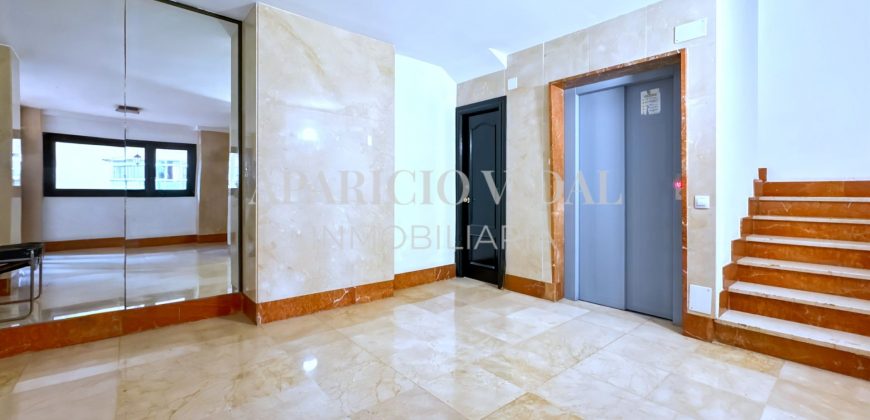 🌿 Elegancia y amplitud en la prestigiosa Calle República Argentina – El Limonar, Málaga