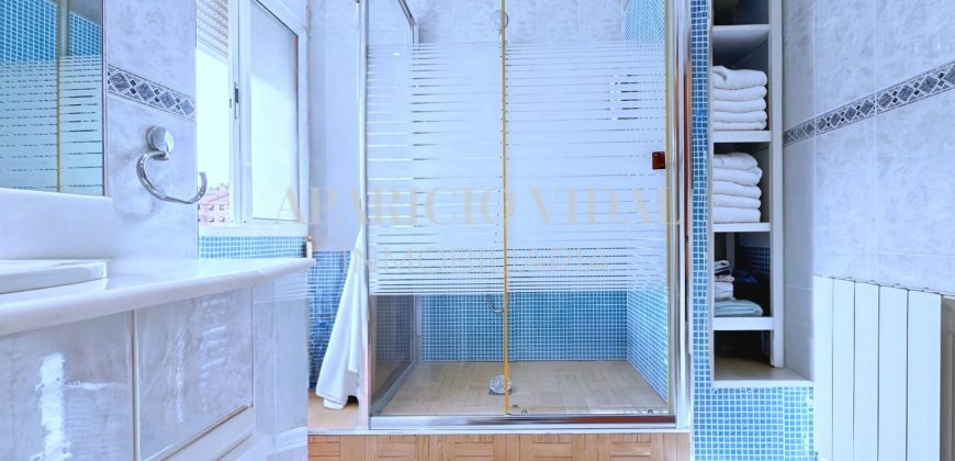 🌿 Elegancia y amplitud en la prestigiosa Calle República Argentina – El Limonar, Málaga