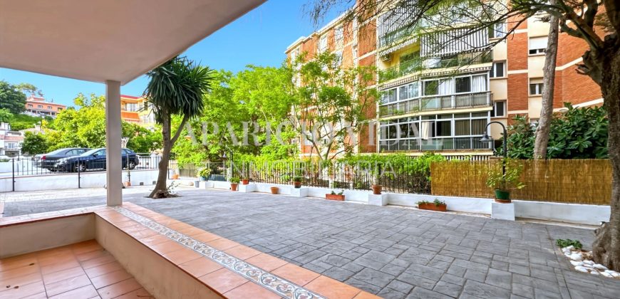 🌿 Elegancia y amplitud en la prestigiosa Calle República Argentina – El Limonar, Málaga