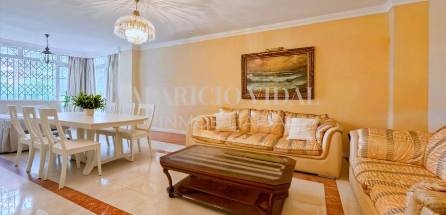 🌿 Elegancia y amplitud en la prestigiosa Calle República Argentina – El Limonar, Málaga