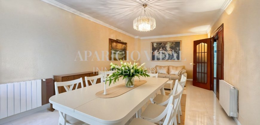 🌿 Elegancia y amplitud en la prestigiosa Calle República Argentina – El Limonar, Málaga