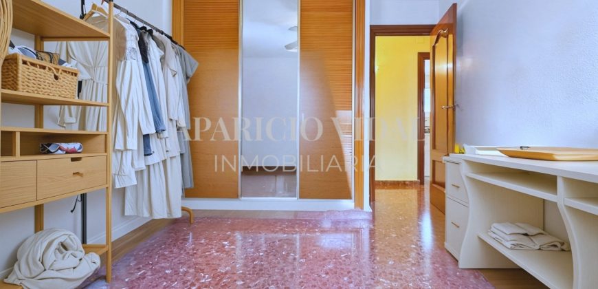 🌿 Elegancia y amplitud en la prestigiosa Calle República Argentina – El Limonar, Málaga