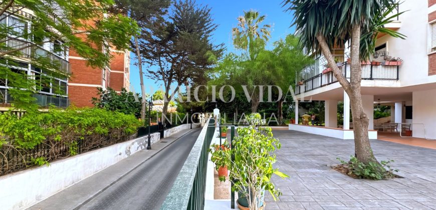 🌿 Elegancia y amplitud en la prestigiosa Calle República Argentina – El Limonar, Málaga