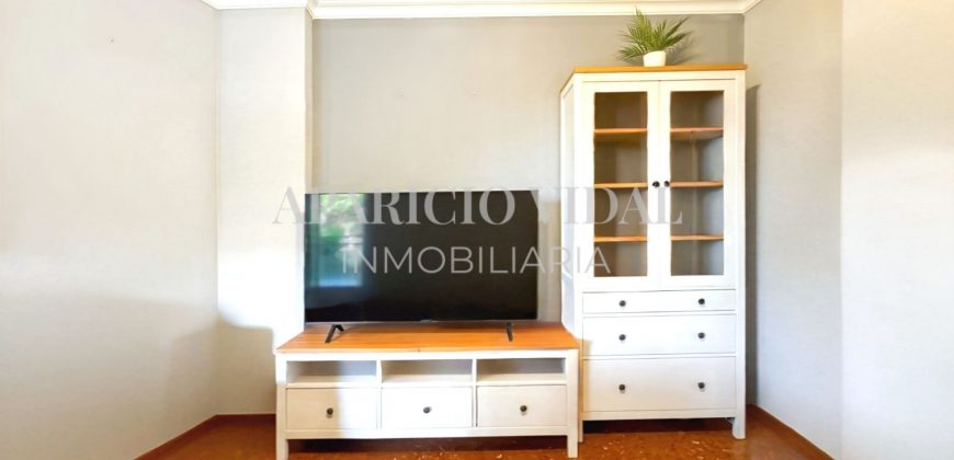 🌿 Elegancia y amplitud en la prestigiosa Calle República Argentina – El Limonar, Málaga