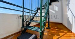 Ático dúplex con solárium y vistas al mar en Cala del Moral