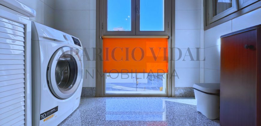 Excepcional vivienda con vistas laterales al mar en Calle Pacífico – Málaga Excepcional vivienda con vistas laterales al mar en Calle Pacífico – Málaga