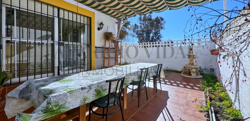 Vivienda Pareada en primera línea de mar con orientación sur y vistas frontales