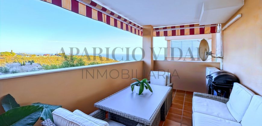 Luminoso piso con vistas al mar y la montaña en Cala del Moral – ideal para familias