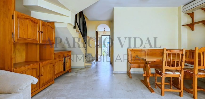 Vivienda Pareada en primera línea de mar con orientación sur y vistas frontales