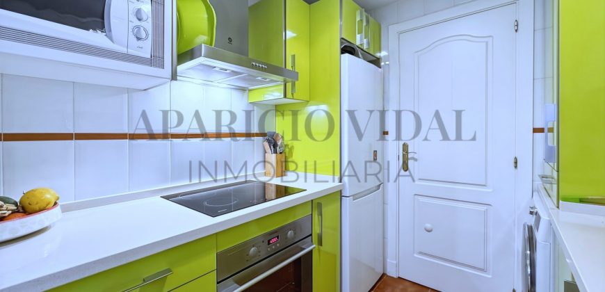 Luminoso piso con vistas al mar y la montaña en Cala del Moral – ideal para familias