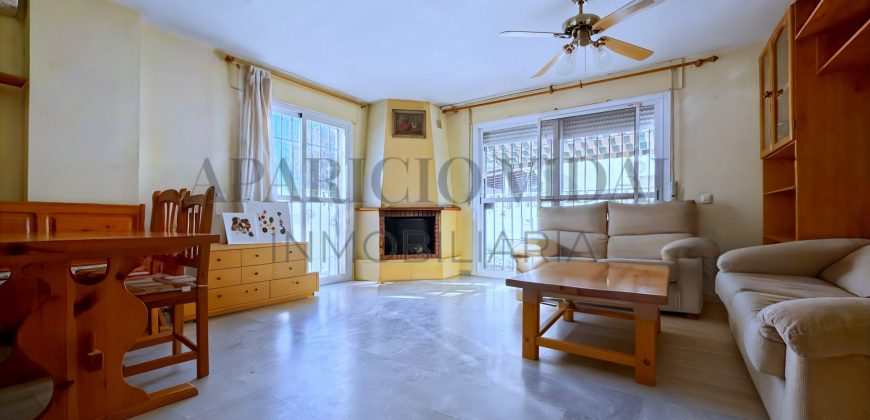 Vivienda Pareada en primera línea de mar con orientación sur y vistas frontales