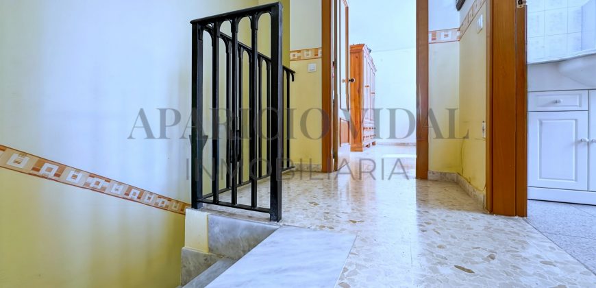 Vivienda Pareada en primera línea de mar con orientación sur y vistas frontales