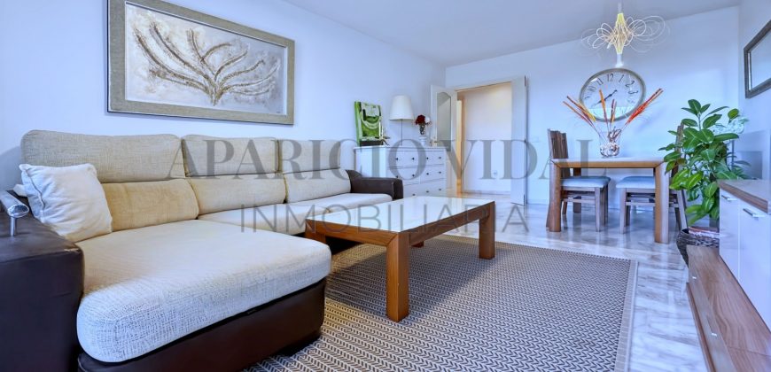 Luminoso piso con vistas al mar y la montaña en Cala del Moral – ideal para familias