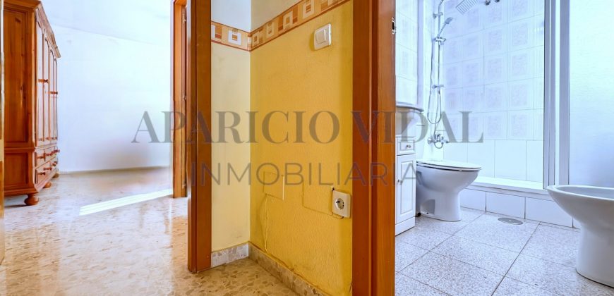 Vivienda Pareada en primera línea de mar con orientación sur y vistas frontales