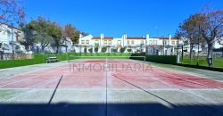 Vivienda Pareada en primera línea de mar con orientación sur y vistas frontales