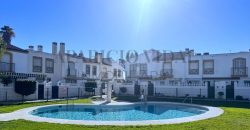 Vivienda Pareada en primera línea de mar con orientación sur y vistas frontales