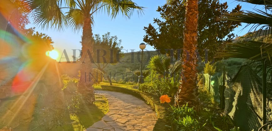 Luminoso piso con vistas al mar y la montaña en Cala del Moral – ideal para familias