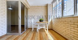 Amplia vivienda de 4 dormitorios con garaje y trastero en Pasaje Herrera Oria – gran potencial de reforma