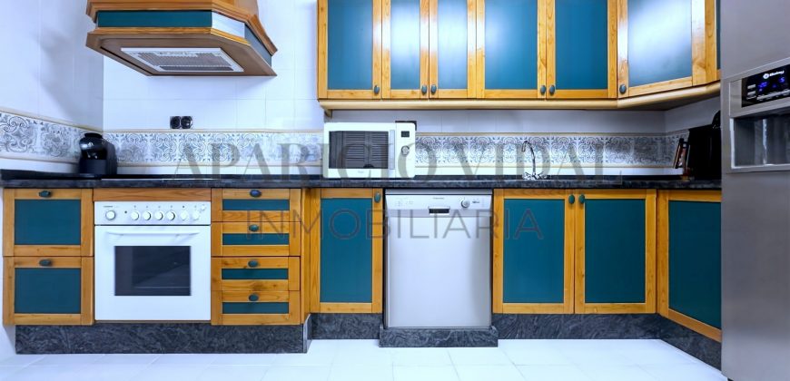 Espectacular piso en El Limonar: espacio, confort y parking doble