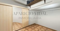 Amplia casa adosada con gran terraza, garaje para dos coches y múltiples posibilidades en Chilches Costa