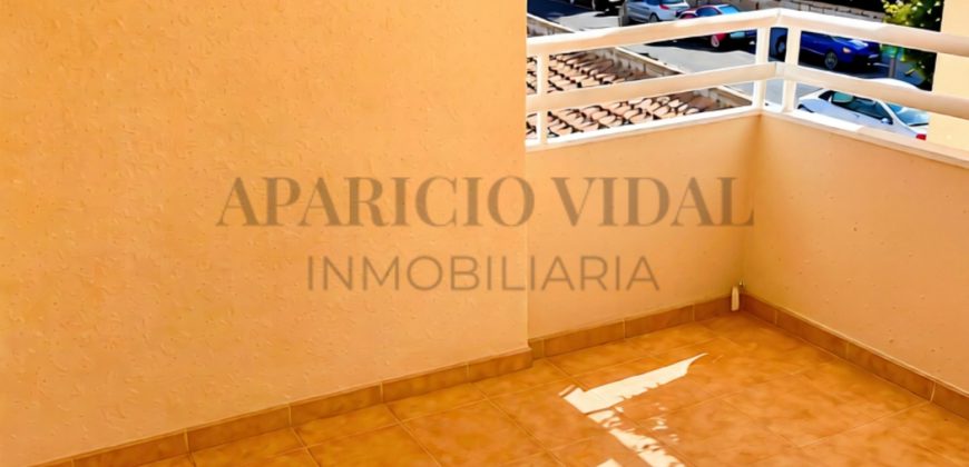 Ático luminoso con terraza, piscina y garaje en La Cala del Moral