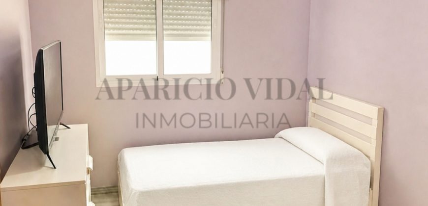Ático luminoso con terraza, piscina y garaje en La Cala del Moral