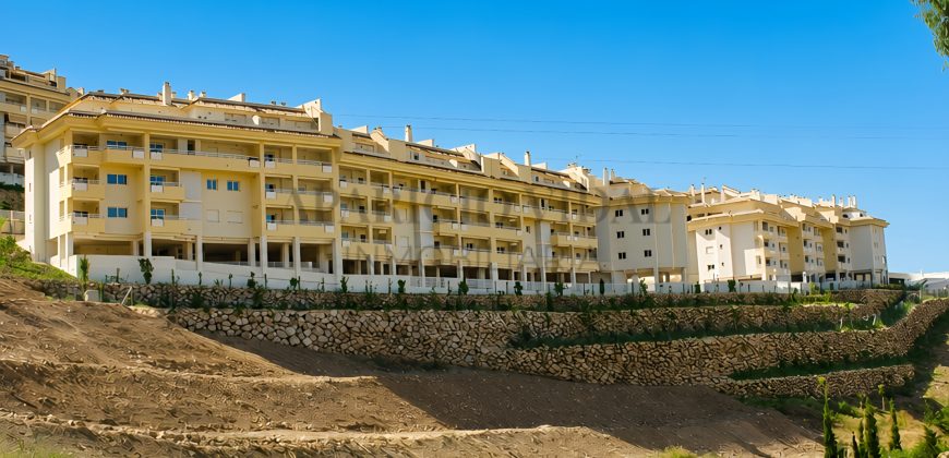 Ático luminoso con terraza, piscina y garaje en La Cala del Moral