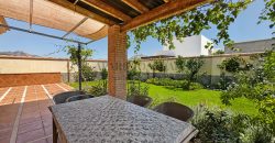 Una casa independiente para vivir con espacio, privacidad y la libertad de disfrutar del exterior.