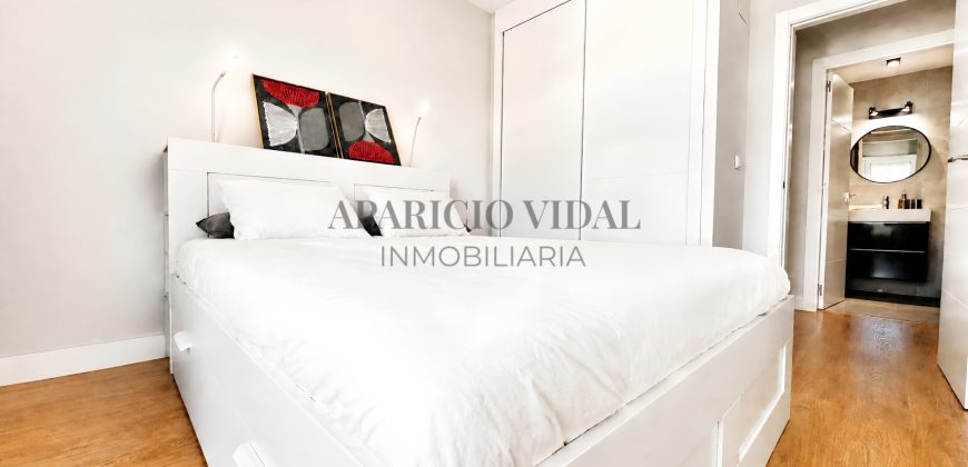 Serena Homes | Ático dúplex llave en mano con terraza de 27 m² y solárium privado de 72 m² en El Limonar